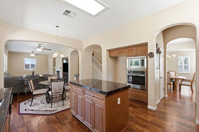 3242 Everglade Avenue, Clovis, CA 93619