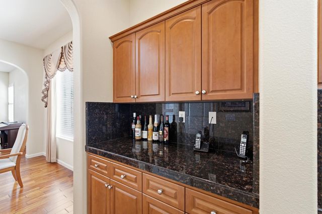 3242 Everglade Avenue, Clovis, CA 93619