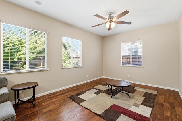 3242 Everglade Avenue, Clovis, CA 93619