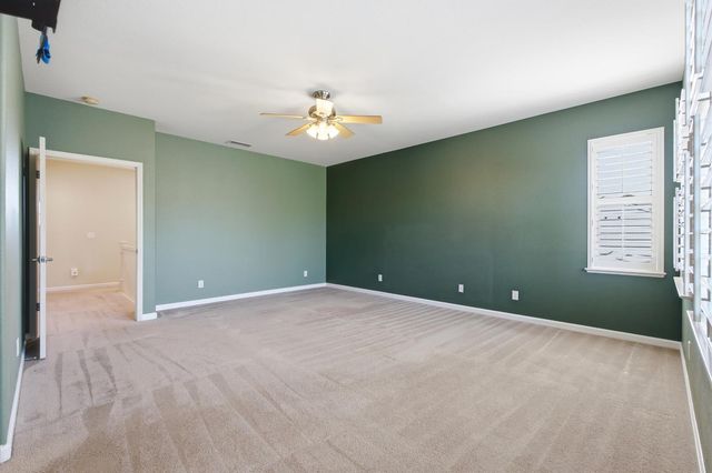 3242 Everglade Avenue, Clovis, CA 93619