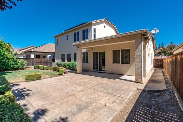 3242 Everglade Avenue, Clovis, CA 93619