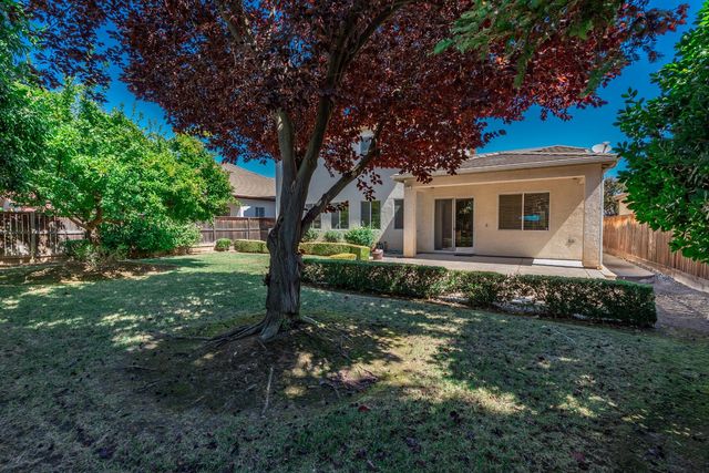 3242 Everglade Avenue, Clovis, CA 93619