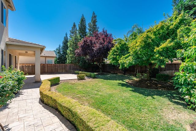 3242 Everglade Avenue, Clovis, CA 93619