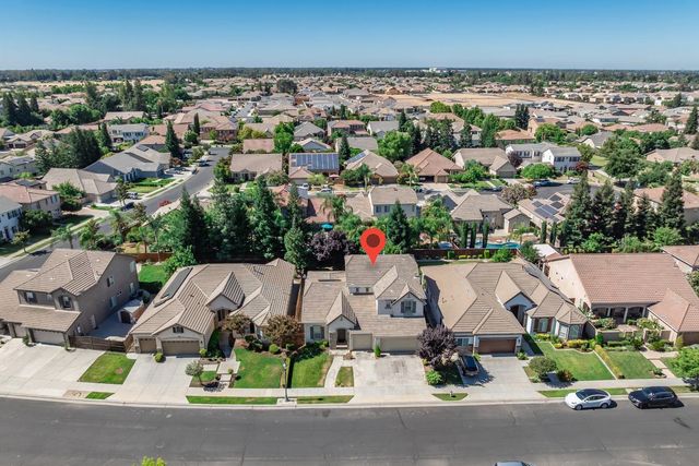 3242 Everglade Avenue, Clovis, CA 93619