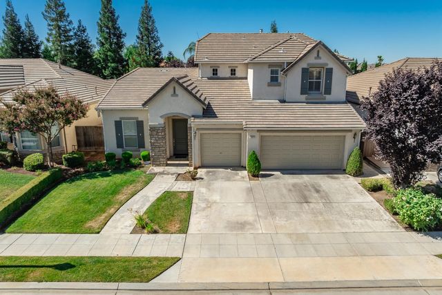 3242 Everglade Avenue, Clovis, CA 93619