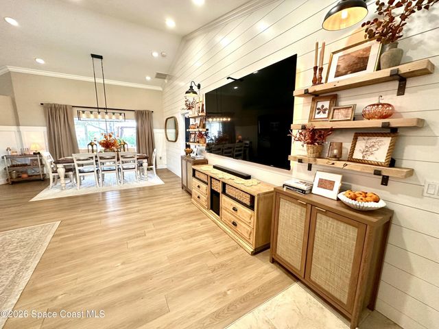 322 Warner Road SW, Palm Bay, FL 32908