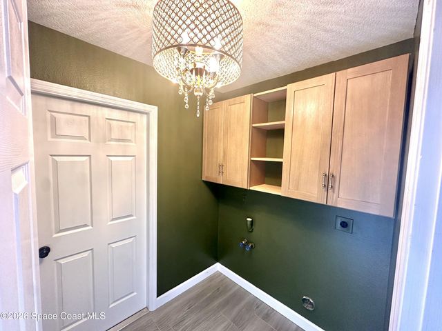 322 Warner Road SW, Palm Bay, FL 32908