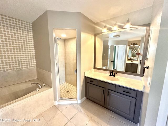 322 Warner Road SW, Palm Bay, FL 32908