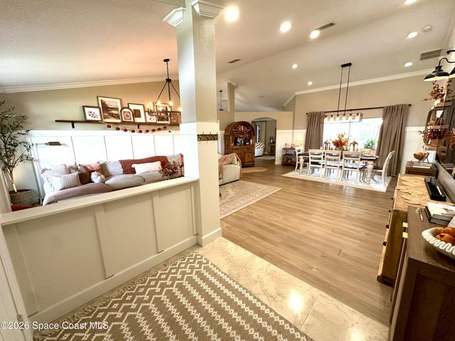 322 Warner Road SW, Palm Bay, FL 32908
