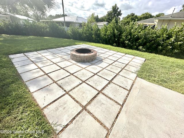 322 Warner Road SW, Palm Bay, FL 32908