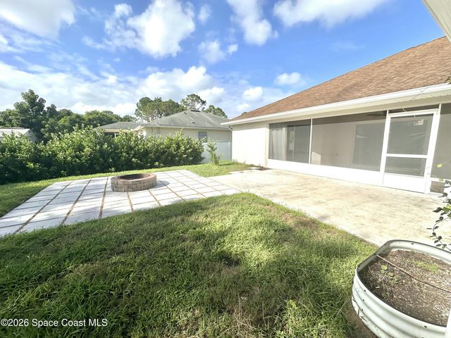 322 Warner Road SW, Palm Bay, FL 32908