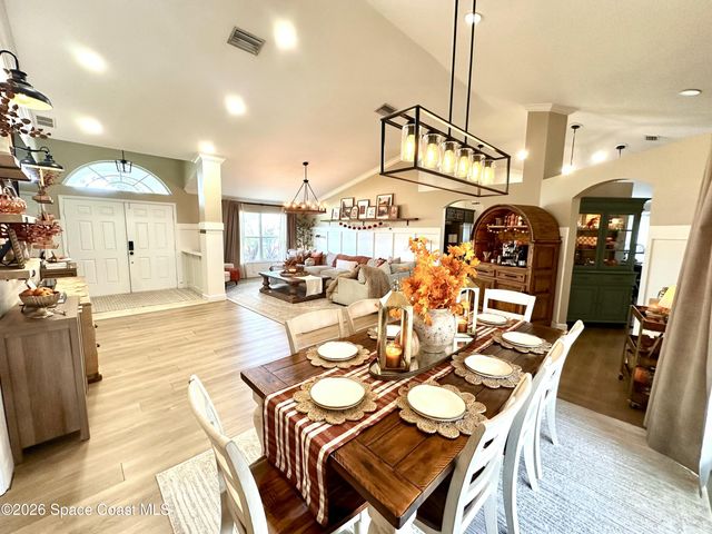 322 Warner Road SW, Palm Bay, FL 32908