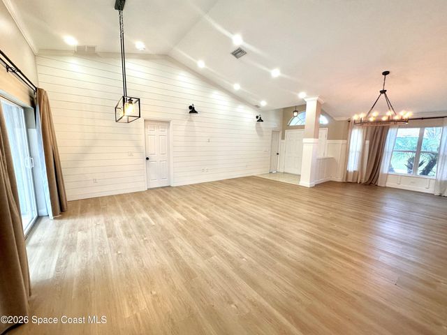 322 Warner Road SW, Palm Bay, FL 32908