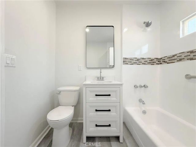 923 E 97th Street, Los Angeles, CA 90002