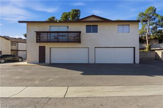 2341 Wooster Circle B, Las Vegas, NV 89108