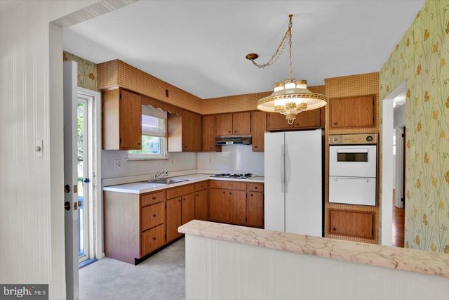 131 MIDDLESEX AVE, Voorhees, NJ 08043