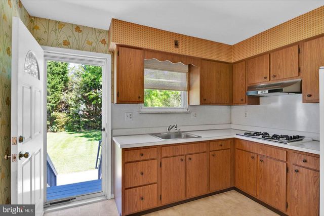 131 MIDDLESEX AVE, Voorhees, NJ 08043