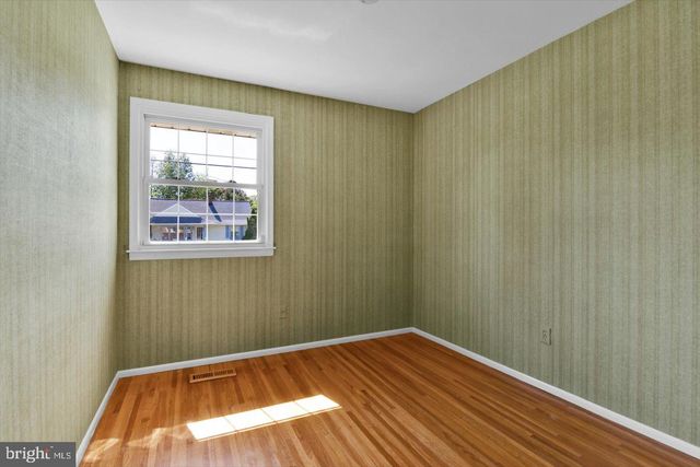 131 MIDDLESEX AVE, Voorhees, NJ 08043