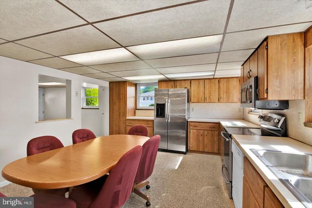 131 MIDDLESEX AVE, Voorhees, NJ 08043