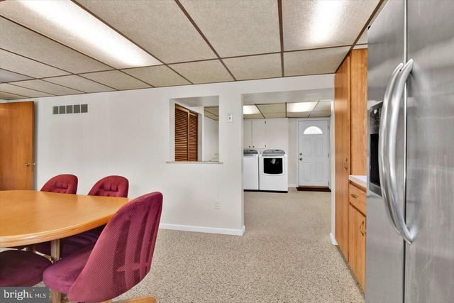 131 MIDDLESEX AVE, Voorhees, NJ 08043