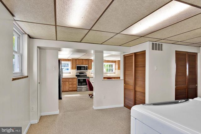131 MIDDLESEX AVE, Voorhees, NJ 08043