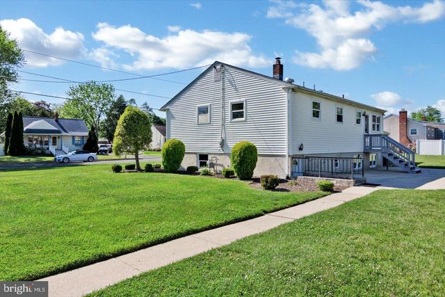 131 MIDDLESEX AVE, Voorhees, NJ 08043