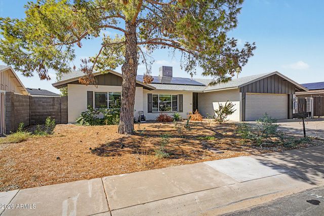 5111 W GREENWAY Road, Glendale, AZ 85306