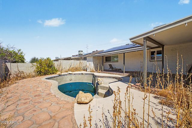 5111 W GREENWAY Road, Glendale, AZ 85306