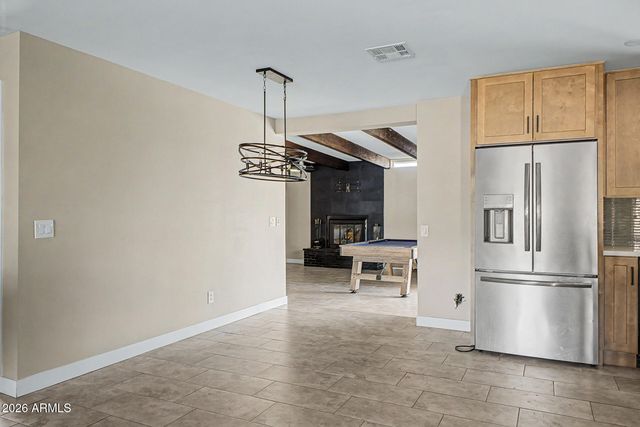 5111 W GREENWAY Road, Glendale, AZ 85306