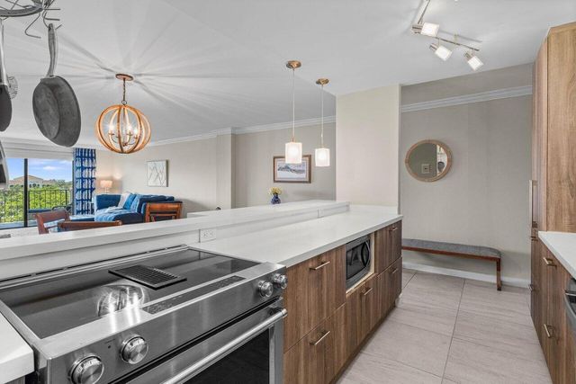 1208 Marine Way 506, North Palm Beach, FL 33408