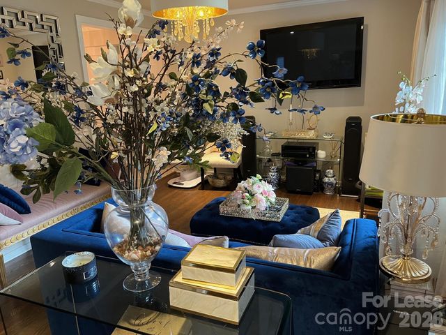 544 Manhasset Road, Charlotte, NC 28209