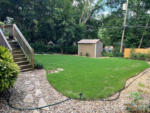 544 Manhasset Road, Charlotte, NC 28209