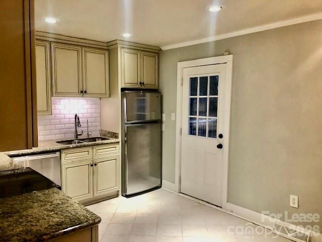 544 Manhasset Road, Charlotte, NC 28209