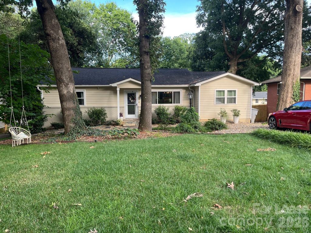 544 Manhasset Road, Charlotte, NC 28209