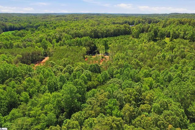 129 Tugaloo Road, Landrum, SC 29356