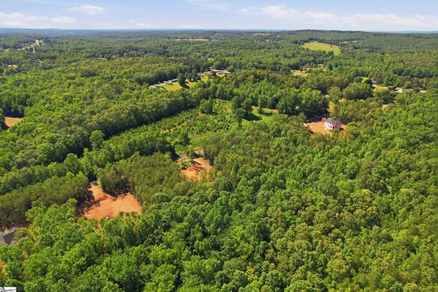 129 Tugaloo Road, Landrum, SC 29356