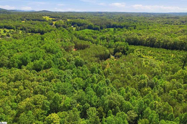129 Tugaloo Road, Landrum, SC 29356