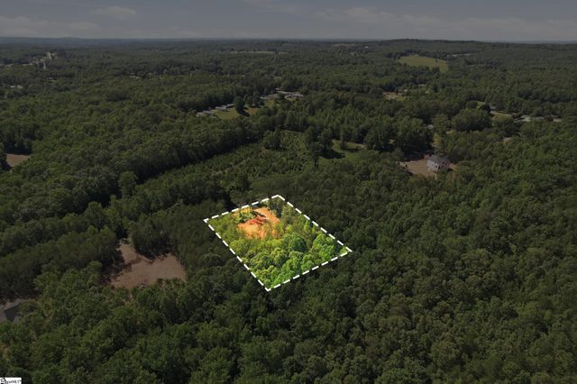 129 Tugaloo Road, Landrum, SC 29356