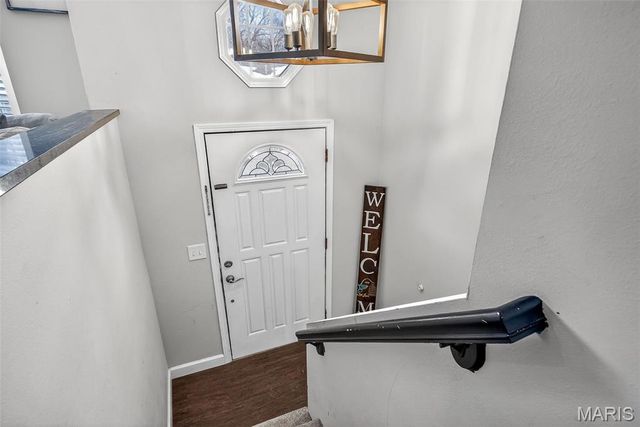 1827 Hilltop Village Lane, Imperial, MO 63052