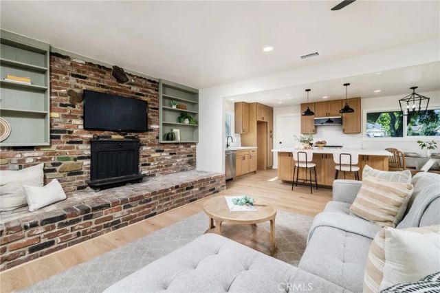 960 Sheridan Street, Upland, CA 91786