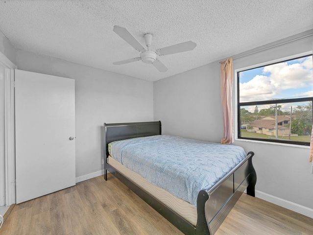 10466 Sunrise Lakes Boulevard 312, Sunrise, FL 33322