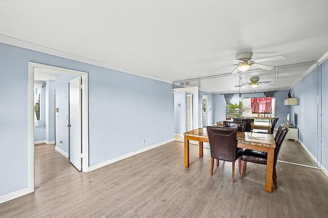 10466 Sunrise Lakes Boulevard 312, Sunrise, FL 33322