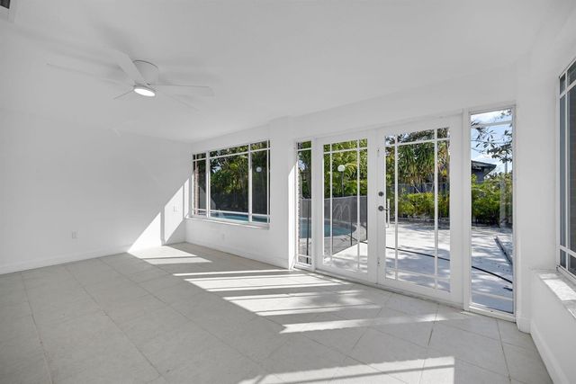 10321 SW 116th Avenue, Miami, FL 33176