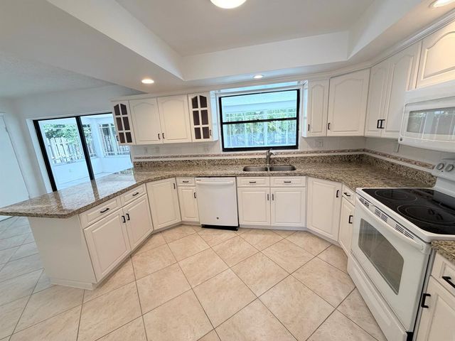 10321 SW 116th Avenue, Miami, FL 33176