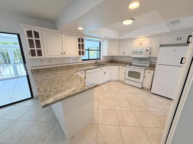 10321 SW 116th Avenue, Miami, FL 33176