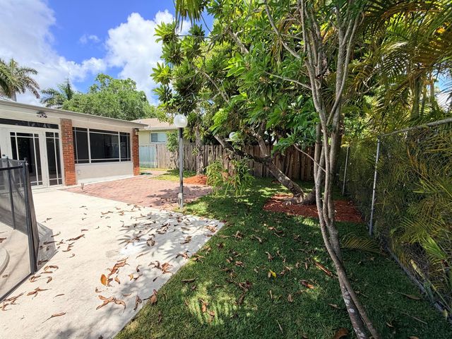 10321 SW 116th Avenue, Miami, FL 33176
