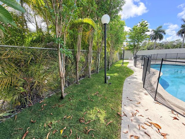 10321 SW 116th Avenue, Miami, FL 33176