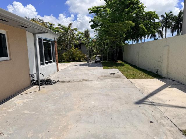 10321 SW 116th Avenue, Miami, FL 33176