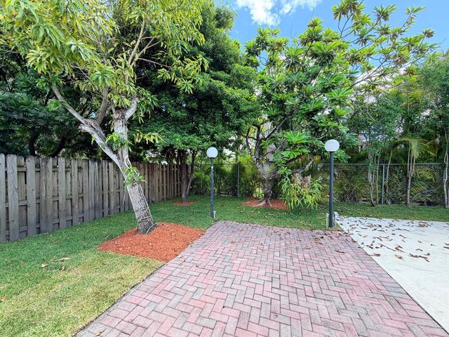 10321 SW 116th Avenue, Miami, FL 33176