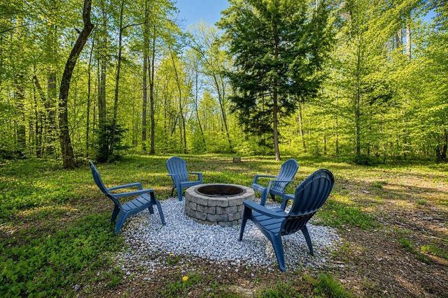 41 Tabor Circle, Albany, NH 03838